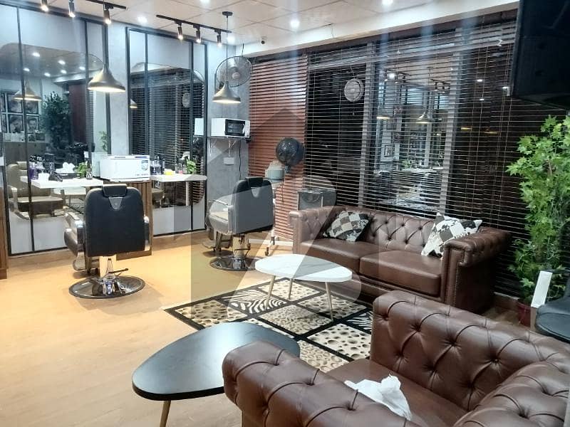 Commercial Fully Furnished Salon For Rent