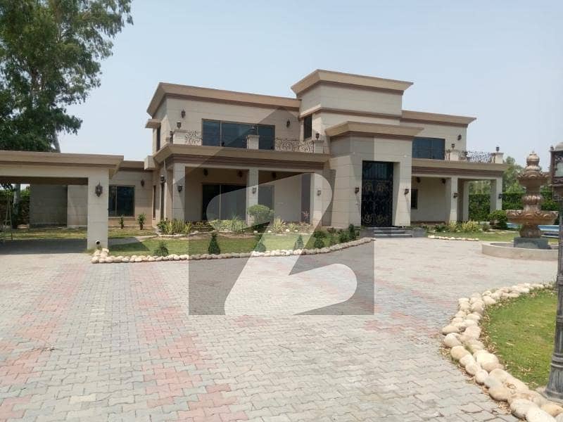 1 Acre Luxurious Farmhouse For Sale In Spring Meadows on Bedian Road Lahore