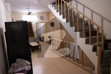 Flat to Rent in Main Market Samanabad Lahore