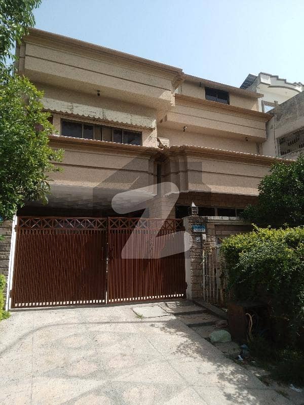 جی ۔ 11/2 جی ۔ 11 اسلام آباد میں 3 کمروں کا 14 مرلہ بالائی پورشن 1.15 لاکھ میں کرایہ پر دستیاب ہے۔ جی ۔ 11/2 جی ۔ 11 اسلام آباد میں 3 کمروں کا 14 مرلہ بالائی پورشن 1.15 لاکھ میں کرایہ پر دستیاب ہے۔