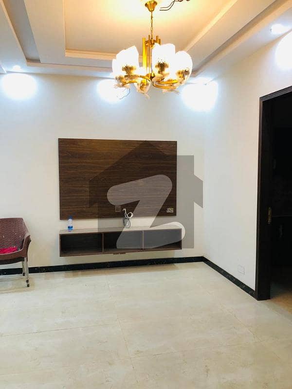 ویسٹ وُوڈ ہاؤسنگ سوسائٹی لاہور میں 3 کمروں کا 4 مرلہ مکان 95 لاکھ میں برائے فروخت۔