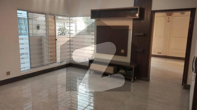 10 Marla Beautiful House Available For Sale At Reasonable Price In Divine Garden | A Block