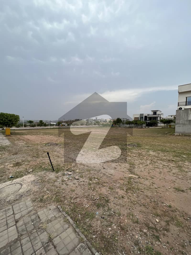 10 Marla Plot For Sale In I Block Bahria Town Phase 8