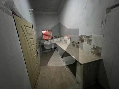 تاجپورہ لاہور میں 7 کمروں کا 7 مرلہ مکان 1.6 کروڑ میں برائے فروخت۔