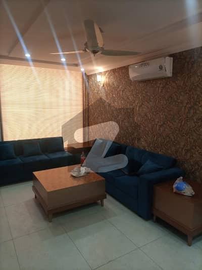 بحریہ ٹاؤن سیکٹر سی بحریہ ٹاؤن لاہور میں 7 کمروں کا 3 مرلہ فلیٹ 55 ہزار میں کرایہ پر دستیاب ہے۔