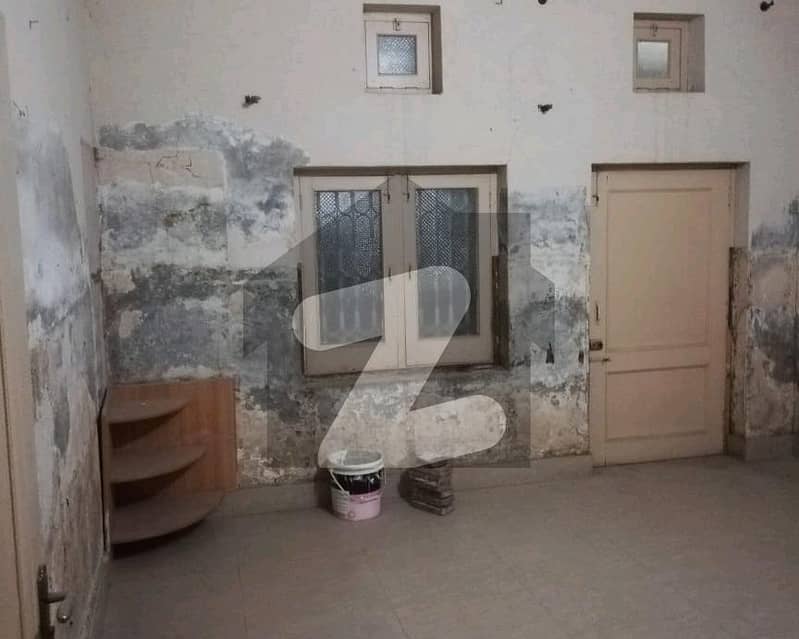 House Sized 5 Marla Is Available For sale In Green Town Green Town