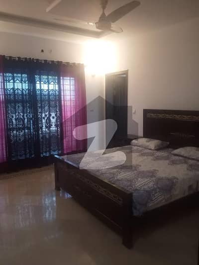 1 Kanal Lower Portion For Rent In DHA phase 7 U Block.