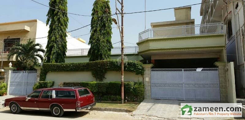 525 Sq Yards Beautifully Constructed Bungalow For Sale