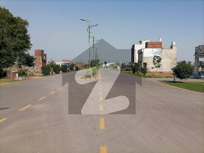 Plot File For Grabs In 3 Marla Al-Qayyum Garden