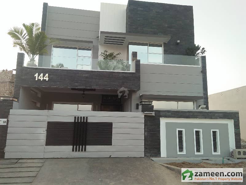 State Of The Art European Style Luxury Villa For Sale 30x60