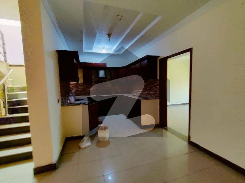 8 Marla Used House Abubakar Block For Sale Bahria Town Phase 8 Abu