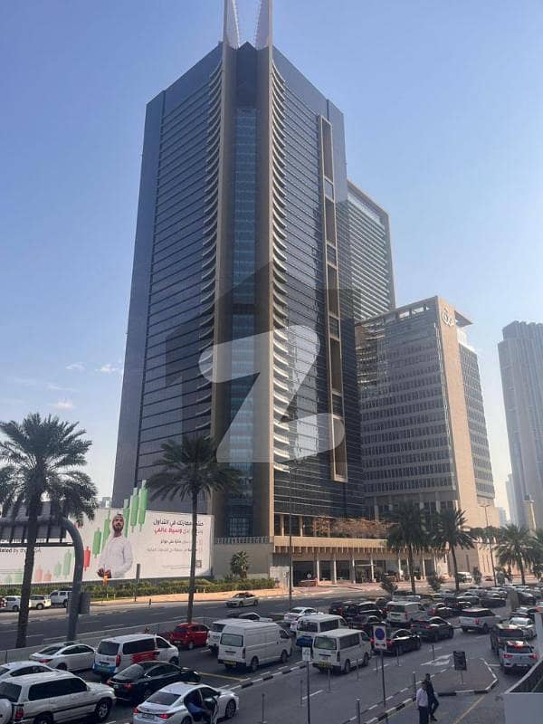 Ready To Move Studio, 1,2,3 Bed Luxury Apartment / Flat At Sky Garden Uae By H&s