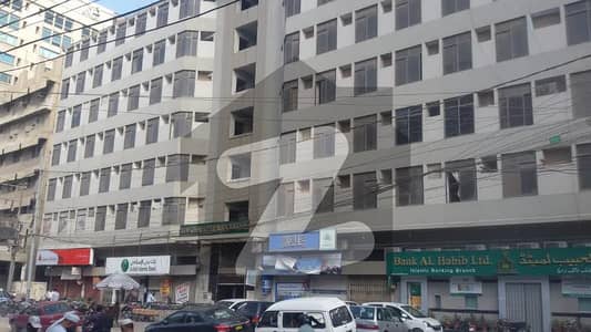 نیوچلی آئی آئی چندڑیگر روڈ کراچی میں 1 کمرے کا 1 مرلہ دفتر 26 لاکھ میں برائے فروخت۔