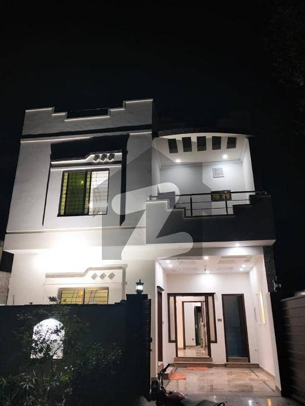 5 MARLA SUPER HOT LOCATION BRAND NEW HOUSE FOR SALE IN KHAYABAN-E-AMIN BLOCK A