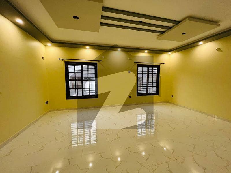 رائل رسدنکے گلشنِ اقبال ٹاؤن,کراچی میں 3 کمروں کا 7 مرلہ فلیٹ 57.5 ہزار میں کرایہ پر دستیاب ہے۔