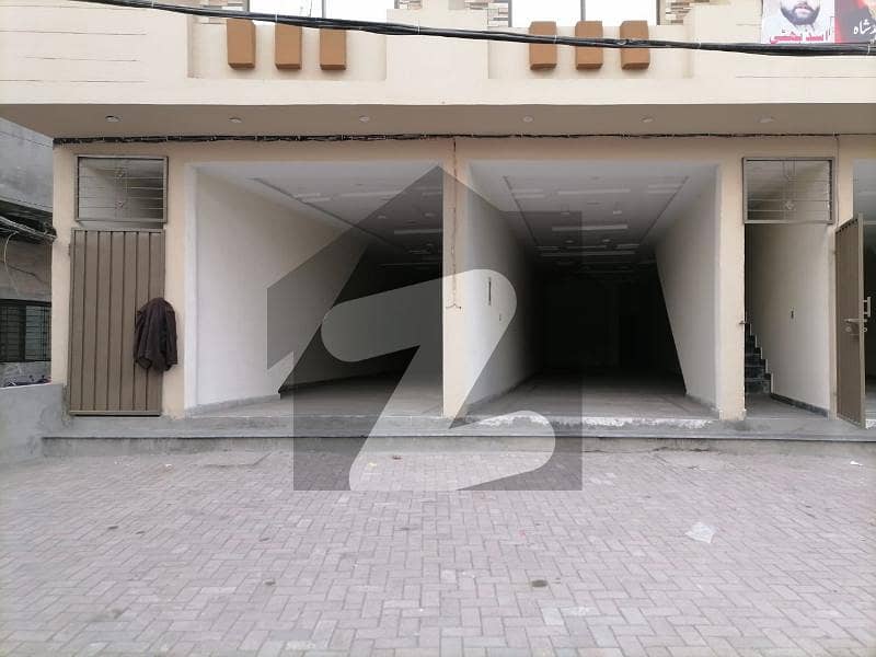 Stunning Building Is Available For sale In Sadaat Colony