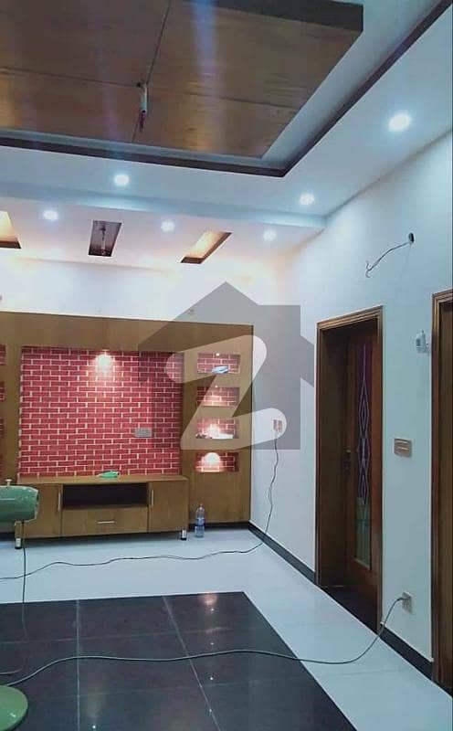 سکھ چین گارڈنز ۔ بلاک ڈی سکھ چین گارڈنز لاہور میں 2 کمروں کا 10 مرلہ بالائی پورشن 45 ہزار میں کرایہ پر دستیاب ہے۔