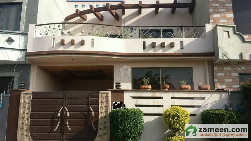 5 Marla Double Storey Facing Park House For Sale
