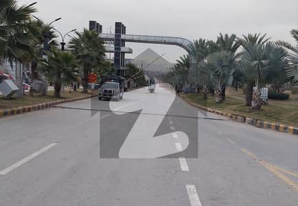 For Sale 8 Marla Plot Heighted Location in Rafi Block Ph 8 Bahria Town