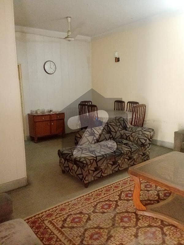 علامہ اقبال ٹاؤن ۔ نیلم بلاک علامہ اقبال ٹاؤن,لاہور میں 4 کمروں کا 7 مرلہ مکان 1.78 کروڑ میں برائے فروخت۔