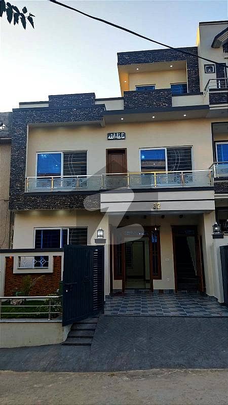 25x40 Brand New House Available for Sale in G13