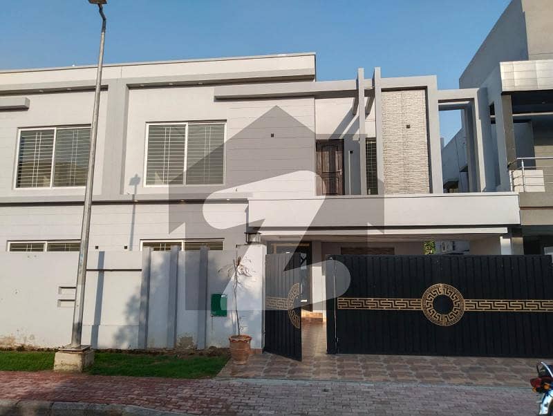 10 Marla House On Rent In Bahria Orchard