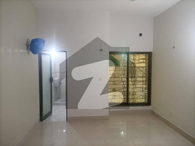 13 MARLA IDEAL LOCATION USED HOUSE AVAILABLE FOR SALE IN JOHAR TOWN