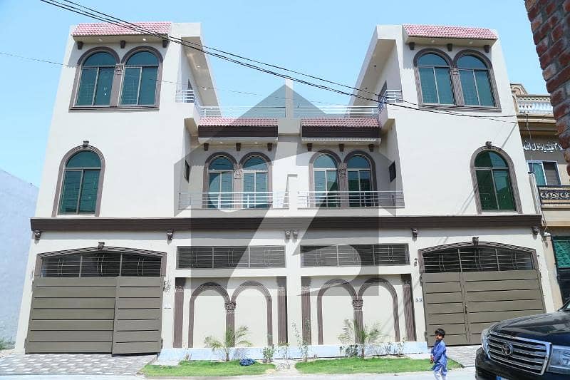 05 Marla State Of Art Park Facing A+ Construction House For Sale With 6 Bed 07 Bath Three Kitchen Registery Inteqal Pine Avenue Al Hamad Gardens Lahore