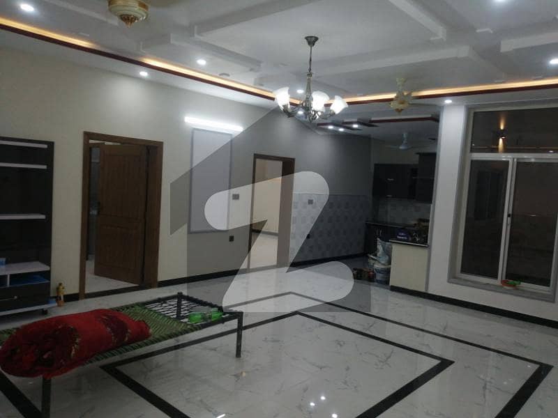 ایف ۔ 17 اسلام آباد میں 3 کمروں کا 10 مرلہ مکان 2.6 کروڑ میں برائے فروخت۔