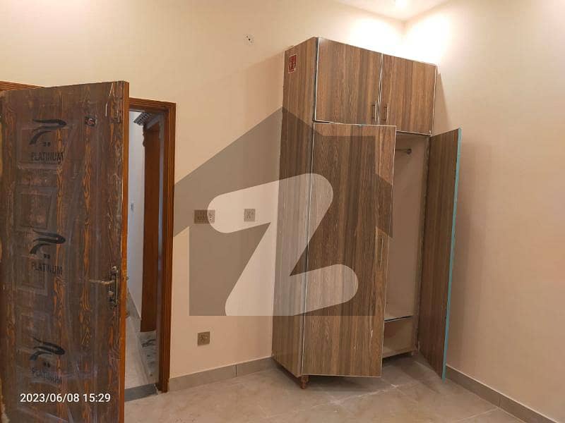 سمن آباد لاہور میں 3 کمروں کا 2 مرلہ مکان 75.0 لاکھ میں برائے فروخت۔