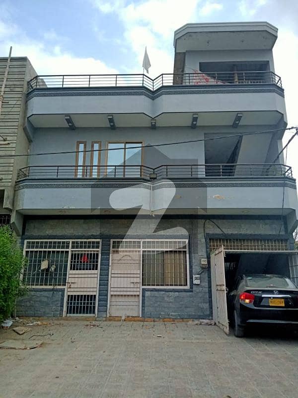 400 Sq Yard Semi Commercial One Unit House Available For Rent In The Prime Location Of Gulshan-e-iqbal Block 4