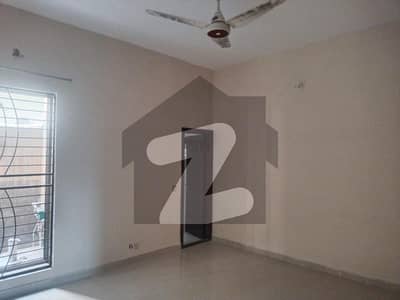 10 Marla Lower Portion for rent in PCSIR Staff Colony