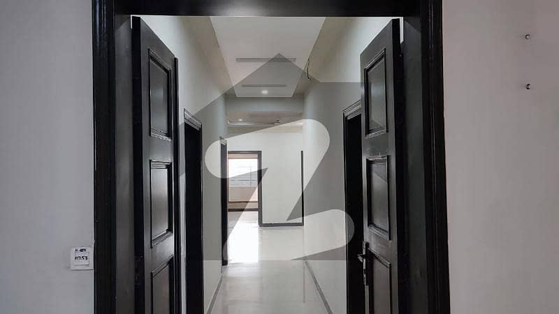 سلک ایگزیکٹو اپارٹمنٹ یونیورسٹی روڈ,پشاور میں 3 کمروں کا 8 مرلہ فلیٹ 1.55 کروڑ میں برائے فروخت۔