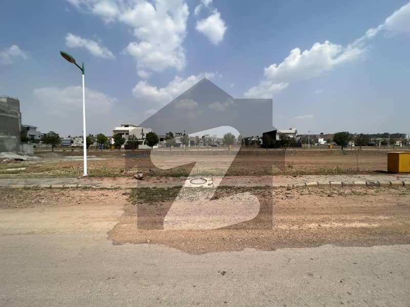 10 Marla Plot For Sale In L - Block, Bahria Town Phase 8.
