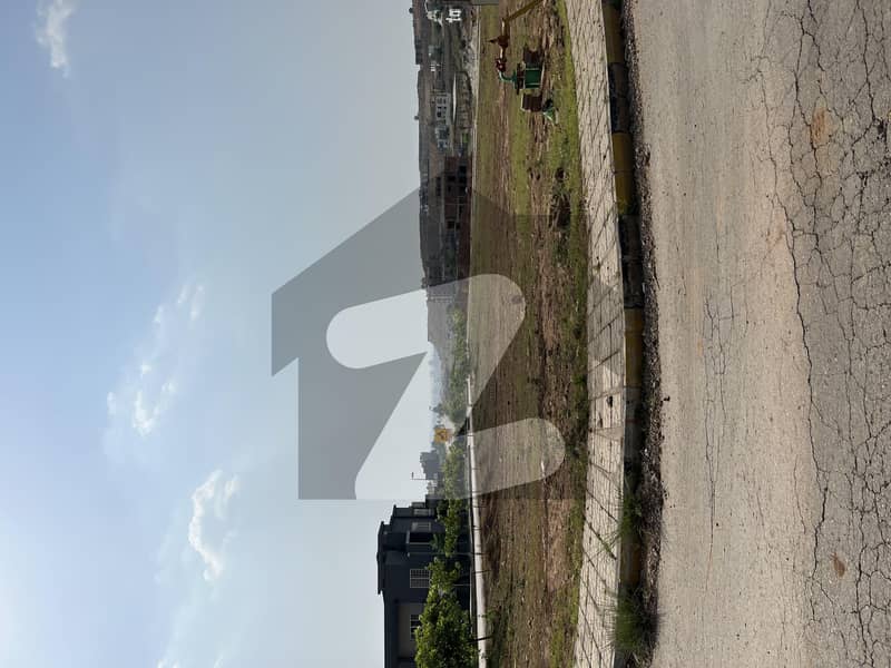 1 Kanal Plot For Sale In P - Block, Bahria Town Phase 8.