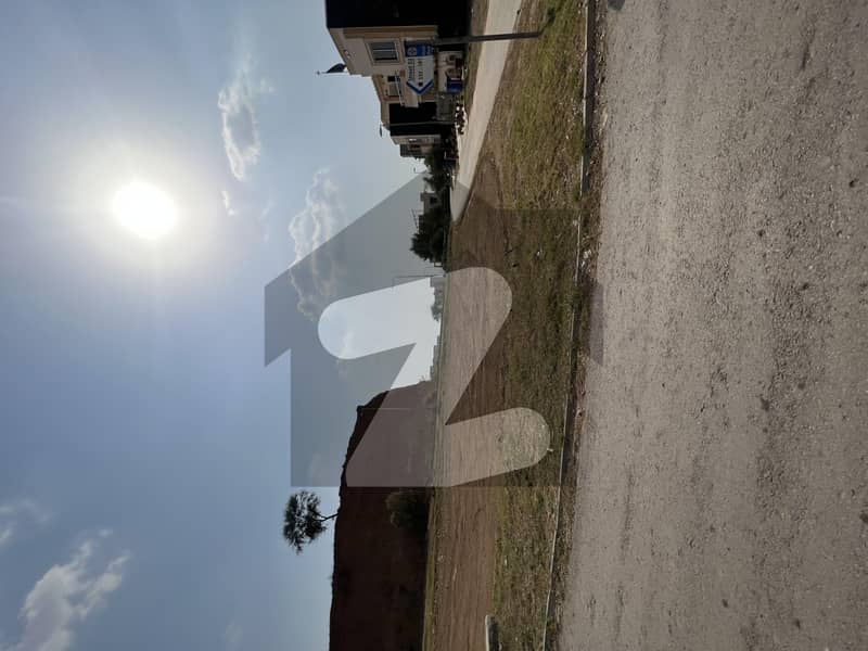 7 Marla Plot For Sale In Khalid Block, Bahria Town Phase 8. Bahria Town