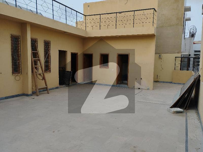 ناظم آباد 4 - بلاک اے ناظم آباد 4,ناظم آباد,کراچی میں 6 کمروں کا 17 مرلہ مکان 7.5 کروڑ میں برائے فروخت۔