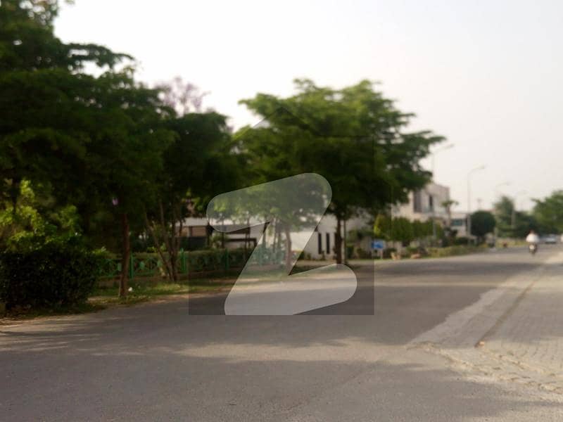 8 Marla Commercial Plot available for sale in Barki Road, Lahore