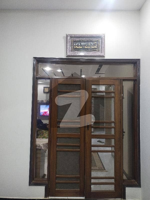 گلستانِِ جوہر ۔ بلاک 6 گلستانِ جوہر,کراچی میں 6 کمروں کا 10 مرلہ مکان 4.75 کروڑ میں برائے فروخت۔
