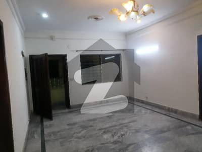 5 Marla Lower Portion for rent in Canal Burg