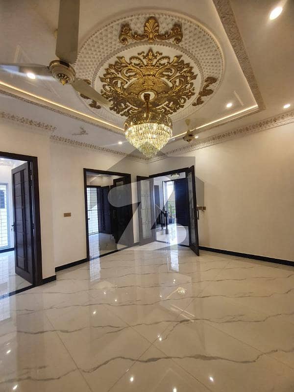 10 Marla Basment available for rent in formanites housing scheme Lahore