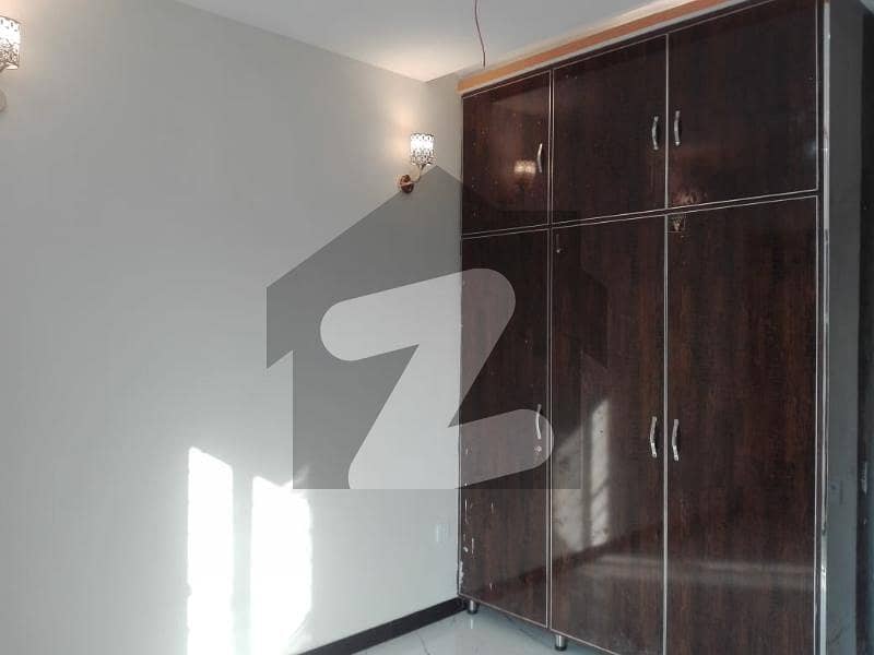 ملٹری اکاؤنٹس ہاؤسنگ سوسائٹی لاہور میں 4 کمروں کا 5 مرلہ مکان 1.85 کروڑ میں برائے فروخت۔