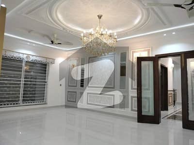 ڈی ایچ اے فیز 6 ڈیفنس (ڈی ایچ اے),لاہور میں 2 کمروں کا 1 کنال زیریں پورشن 1.2 لاکھ میں کرایہ پر دستیاب ہے۔ ڈی ایچ اے فیز 6 ڈیفنس (ڈی ایچ اے),لاہور میں 2 کمروں کا 1 کنال زیریں پورشن 1.2 لاکھ میں کرایہ پر دستیاب ہے۔