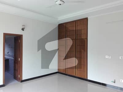 Prime Location 10 Marla Upper Portion In Stunning Bahria Town Phase 8 - Block C Is Available For rent