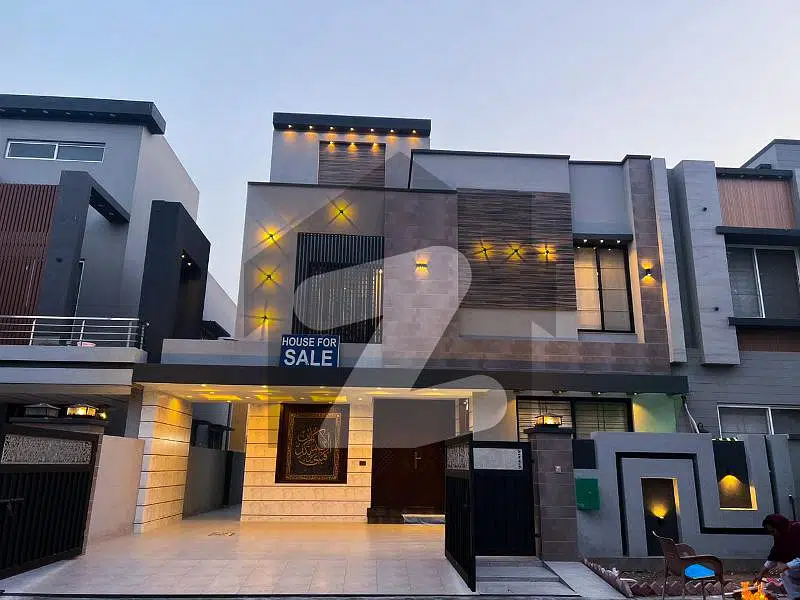 10 Marla House For Sale In Quaid Block Bahria Town Lahore