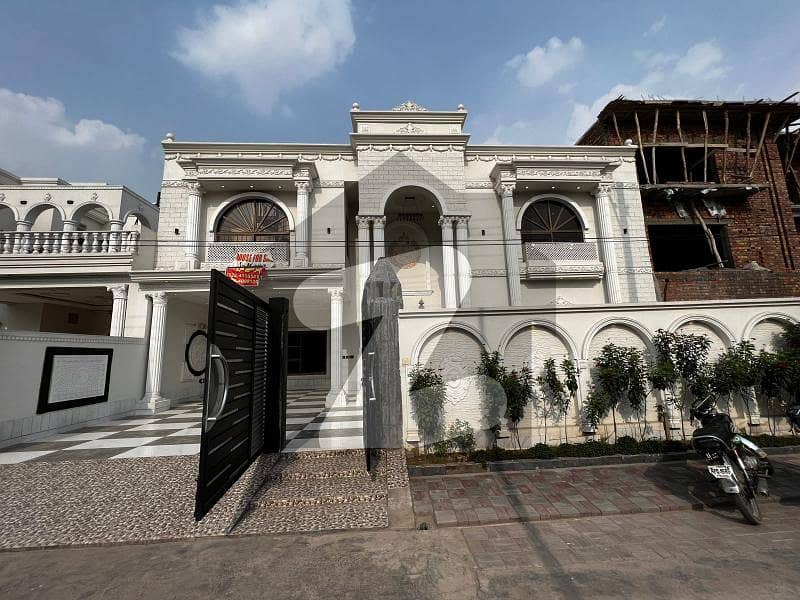 الرحمان گارڈن فیز 2 الرحمان گارڈن,لاہور میں 5 کمروں کا 1 کنال مکان 5.5 کروڑ میں برائے فروخت۔