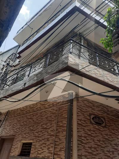 آئی جے پی روڈ راولپنڈی میں 10 کمروں کا 4 مرلہ مکان 1.05 کروڑ میں برائے فروخت۔