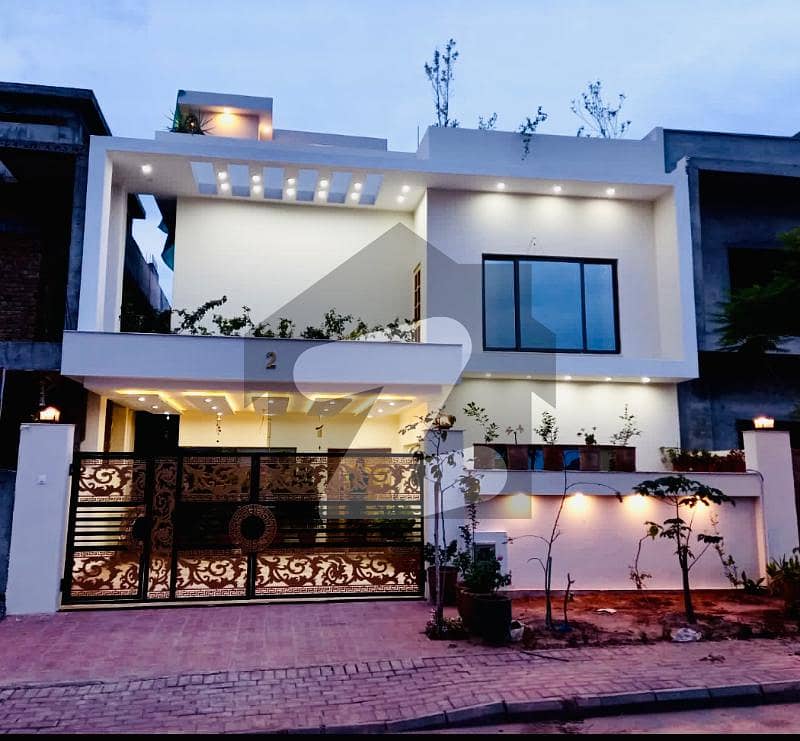 Prime Location 10 Marla Furnished House For Sale In Sector C2