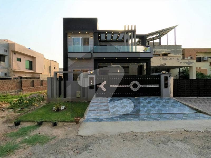 11 Marla House Is Available For Sale In Valencia Town Block L1 Lahore