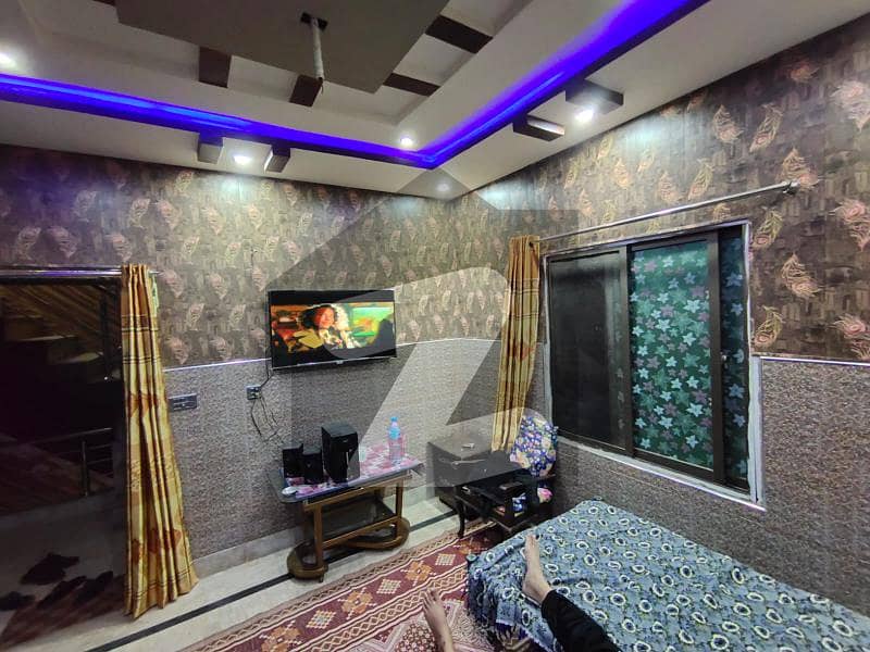 نشتر کالونی لاہور میں 4 کمروں کا 3 مرلہ مکان 50 ہزار میں کرایہ پر دستیاب ہے۔